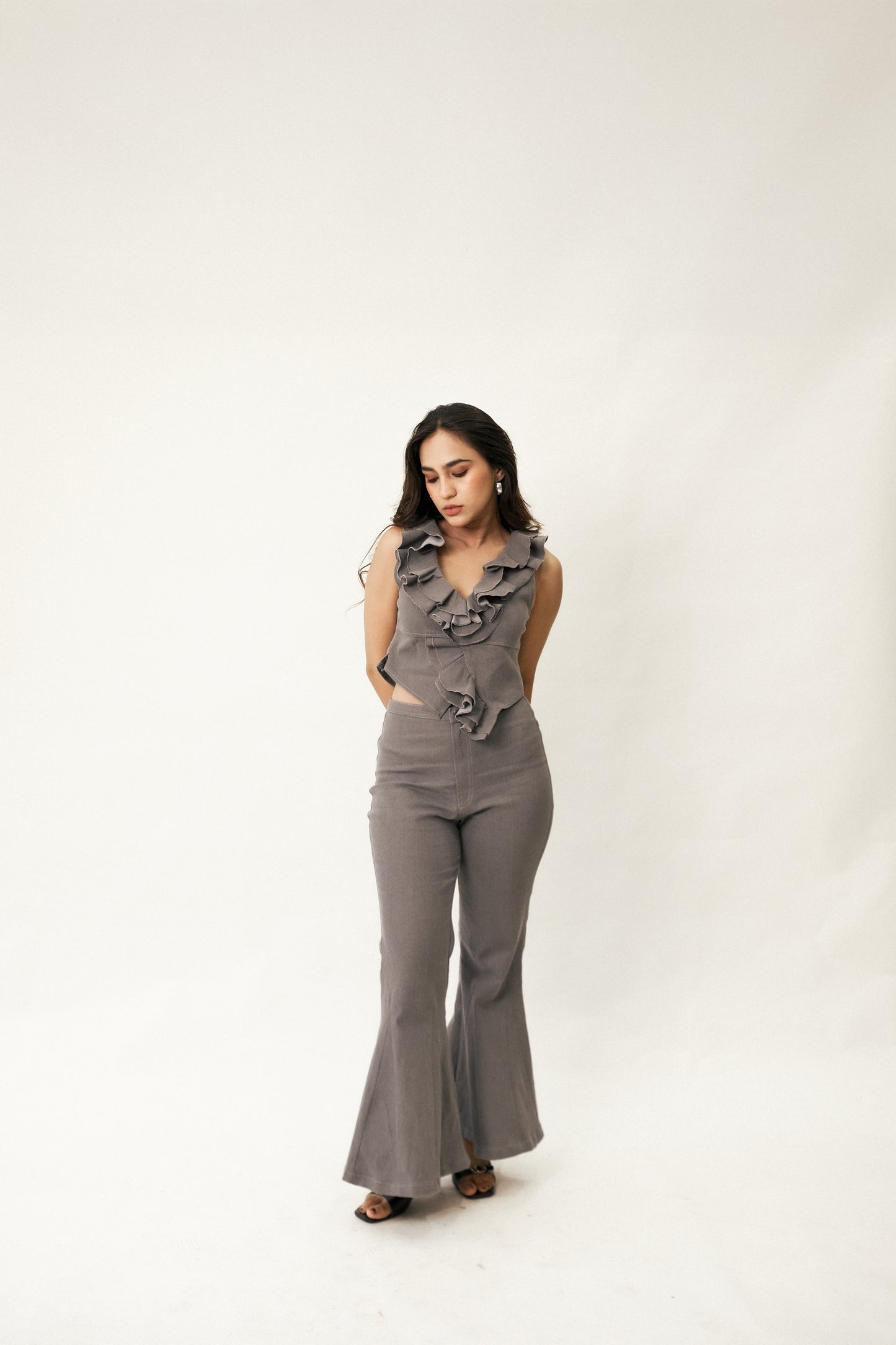 Grey Ruffle Set